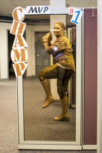 Hilldrup employee dressed as sports statue