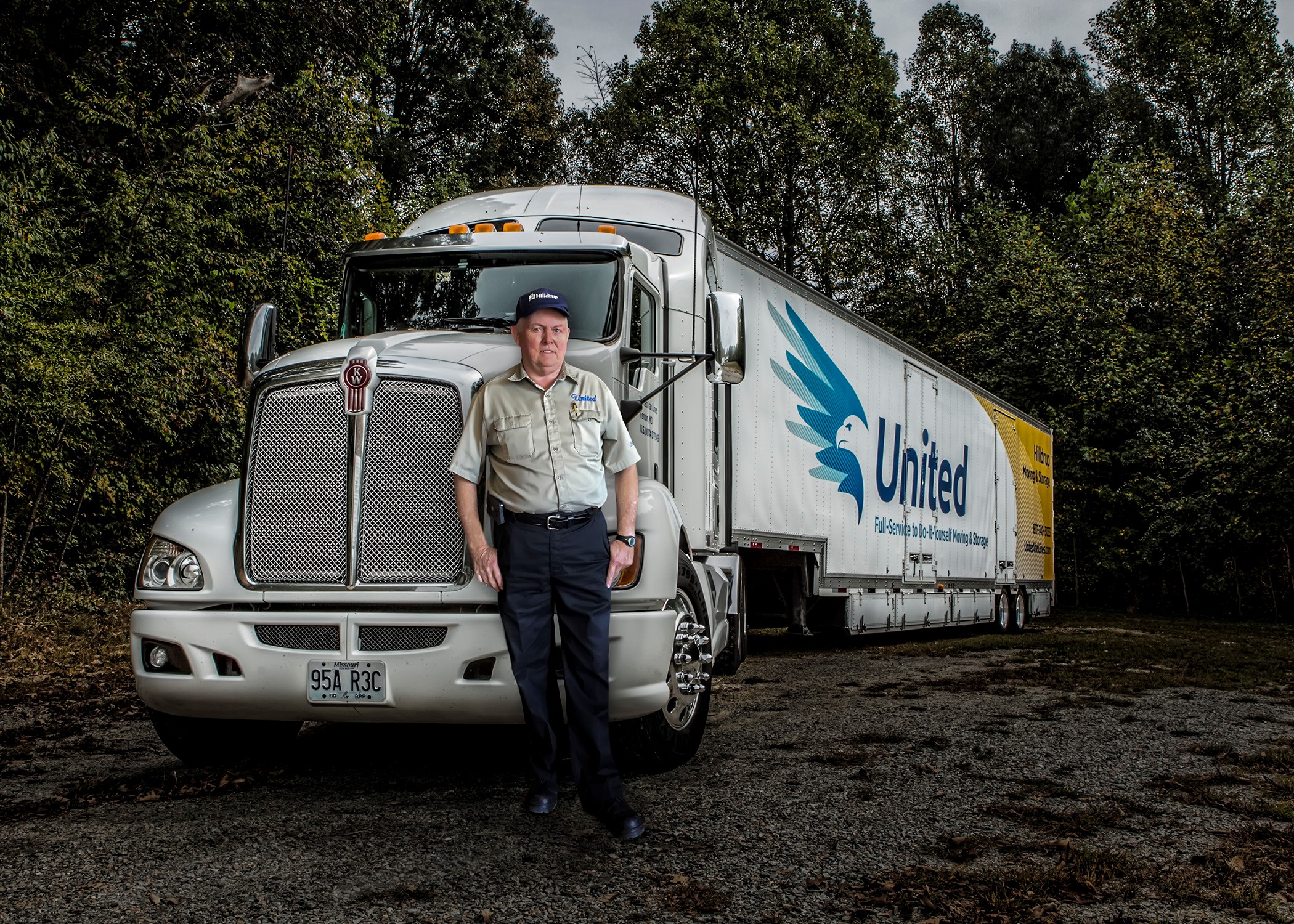 Image for Hilldrup Van Operator, Johnny Abbott, Recognized by United Van Lines