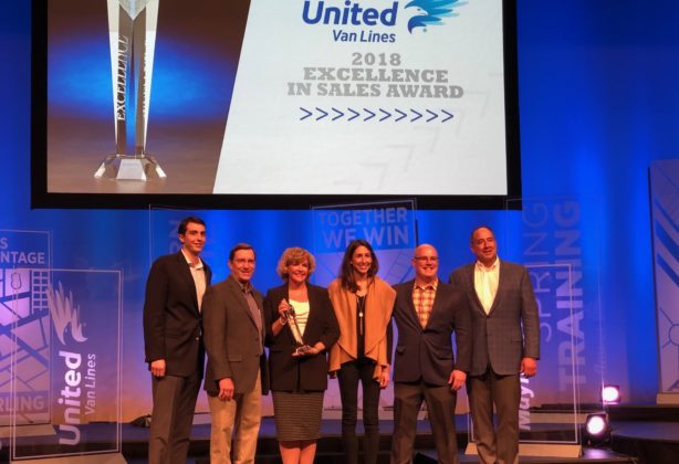 Hilldrup team supporting Cathy Whitener, 2018 Excellence in Sales Award recipient
