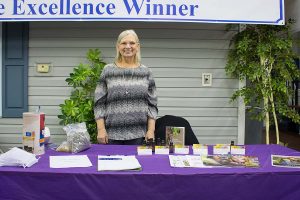 Hilldrup employee selling Doterra essential oils