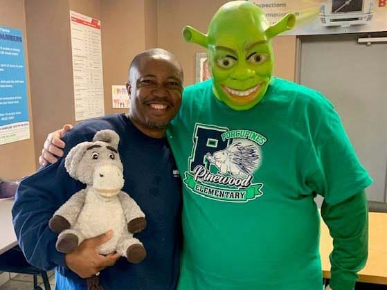 Shrek visits Hilldrup. 