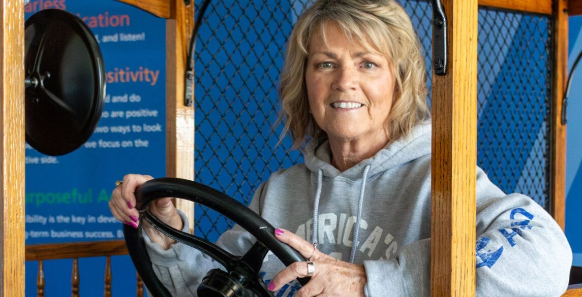 Image for Debbie Tulloch Retires from Hilldrup with 25 Years of Service